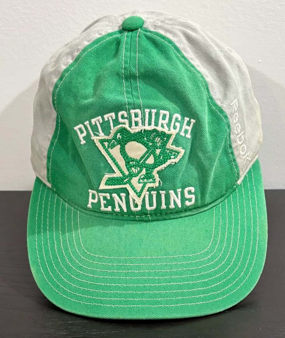 Reebok Face Off Pittsburgh Penguins St Patrick's Day Green Tan Strapback Hat NWT